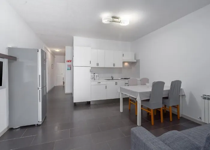 아파트 Orange 167