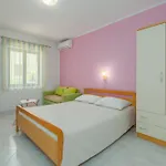 Apartment Orange 167